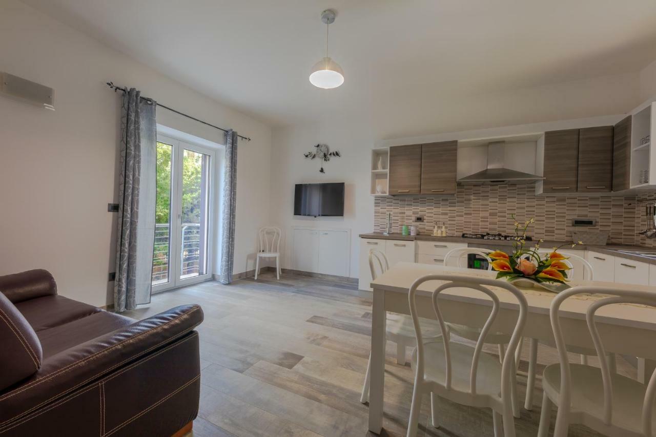 Casa Angela Rosa Villa กาโรวิญโญ ภายนอก รูปภาพ